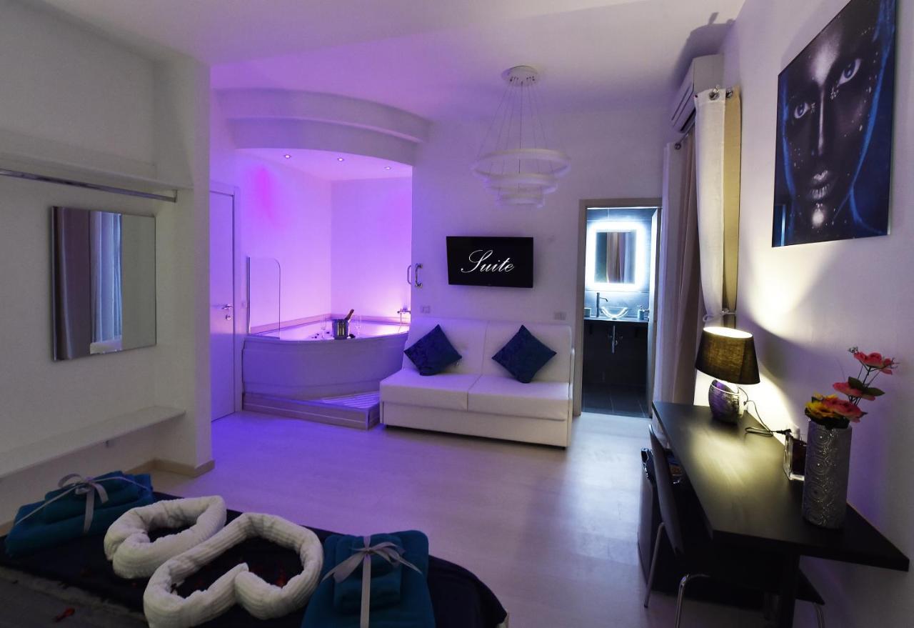 Maschio Angioino Suite Napoli Esterno foto
