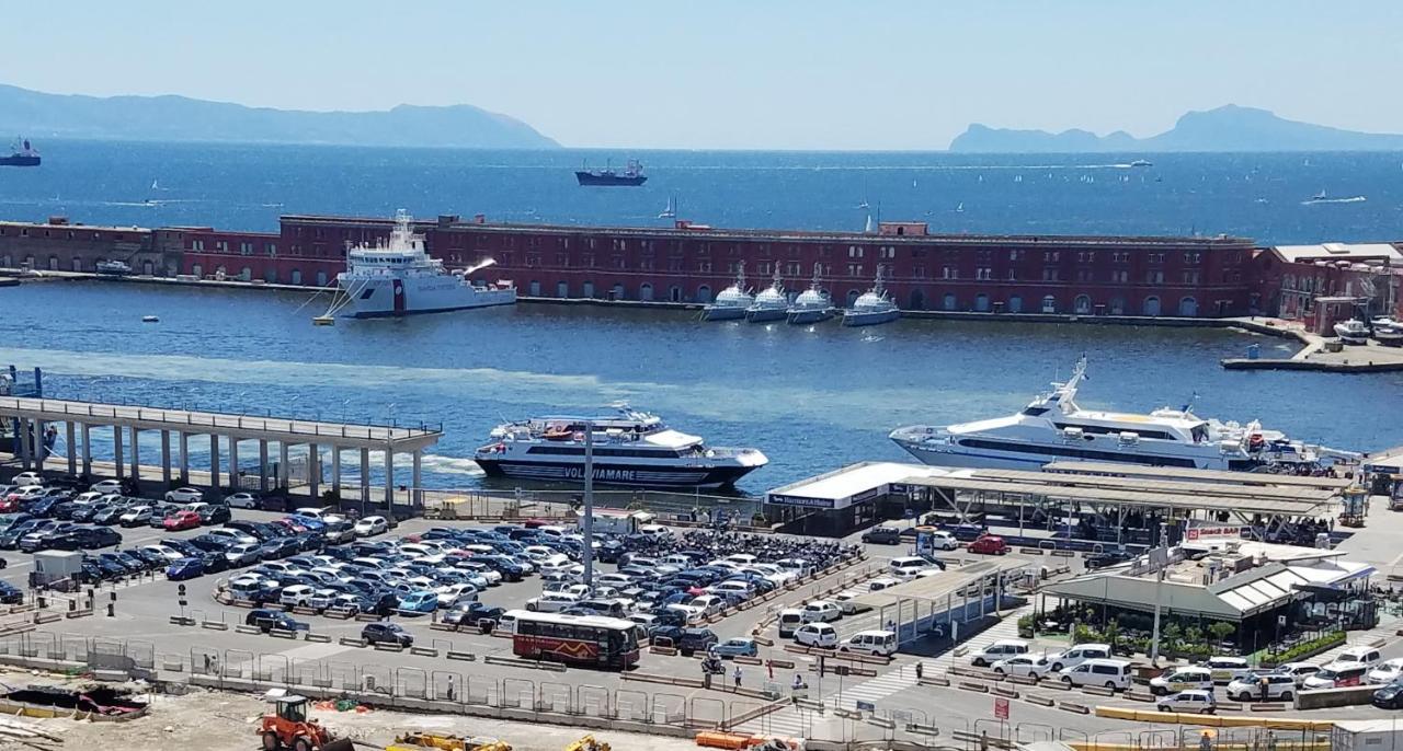 Maschio Angioino Suite Napoli Esterno foto